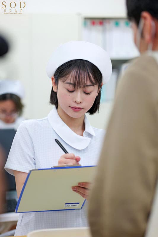 性欲処理専門セックス外来医院23 特別編 SODstar MINAMO 絶対的エース看護師の美巨尻ワシ掴み、ハードピストンぶつかり性交治療 sample 2